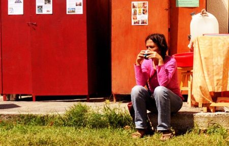 Tu traînes des casseroles, ma vieille…