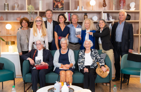 Marie Charrel lauréate du Prix du Livre Cogedim Club 2023 Marie Charrel _ jury et ambassadrices club de lecture cogedim_ rainfolk diaries